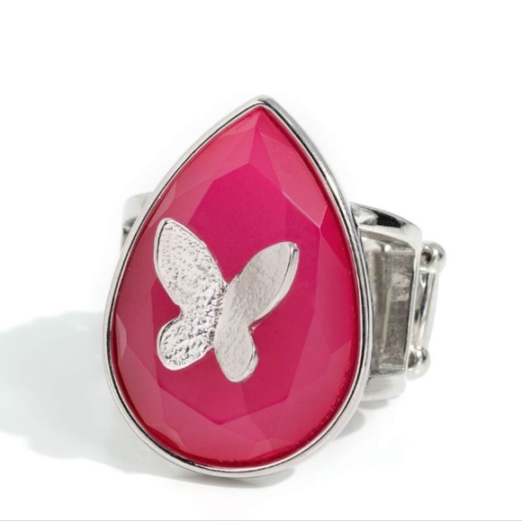 paparazzi Jewelry - In Plain BRIGHT Pink Ring 💍 STRETCHY vintage!  Silver Butterfly